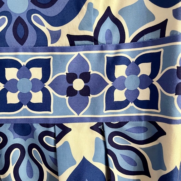 Beautiful Summer Dress - Picture 4 of 5